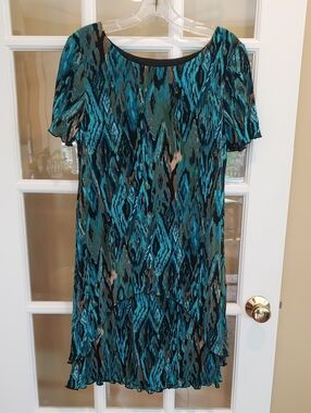 Connected Petite Party/Coctail Dress In Teal & Black Size: 10P